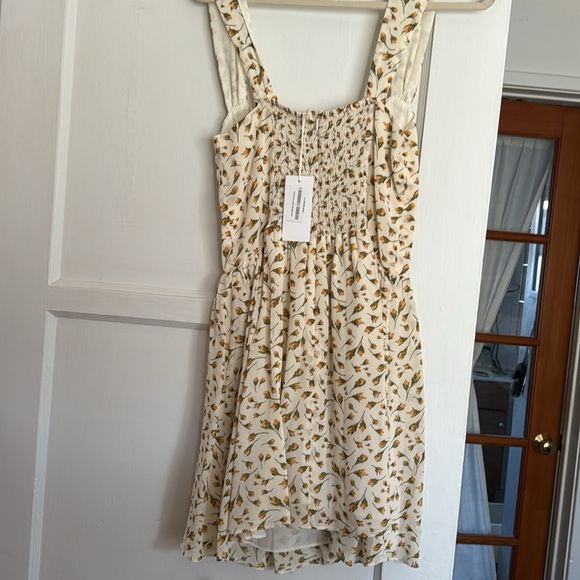 REFORMATION Size 8 TAIGA DRESS Blanche - Picture 6 of 9